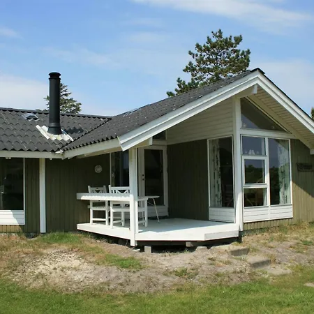 Klint - 1-7km From The Sea By Interhome