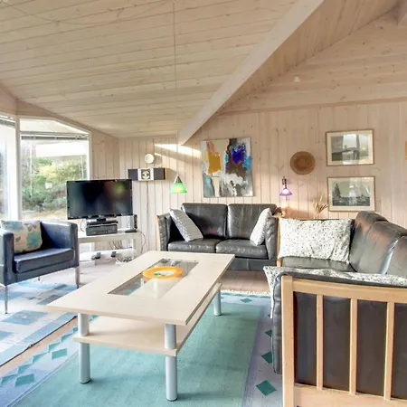 Klint - 1-7km From The Sea By Interhome