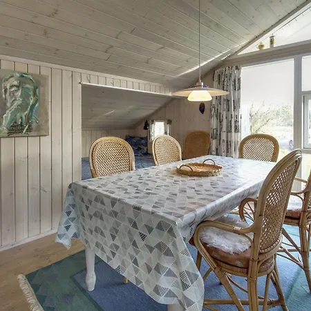 Klint - 1-7km From The Sea By Interhome Fanø