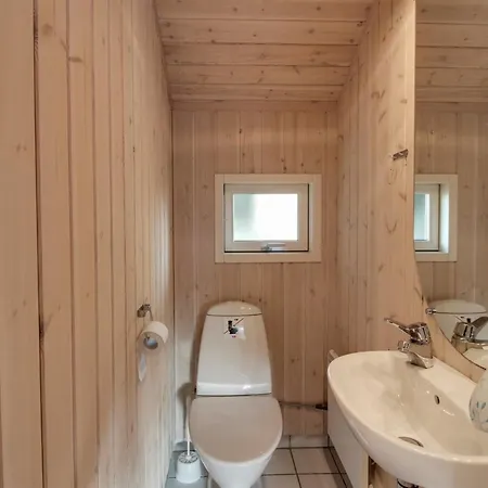 Klint - 1-7km From The Sea By Interhome Fanø